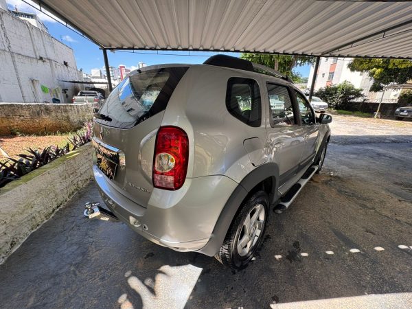 Renault DUSTER DYNAMIQUE 2.0 4X2 AT 2013/2014 - Image 5