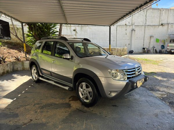 Renault DUSTER DYNAMIQUE 2.0 4X2 AT 2013/2014 - Image 7