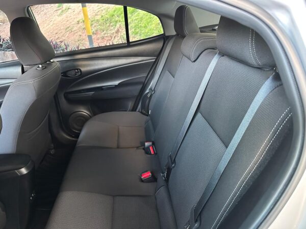 TOYOTA YARIS SEDAN XL 1.5 2023/2024 - Image 12