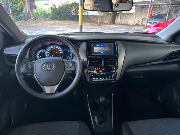TOYOTA YARIS SEDAN XL 1.5 2023/2024 - Image 10
