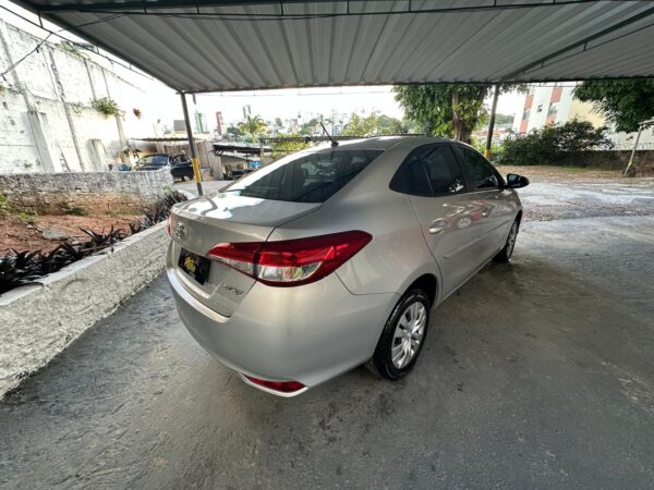 TOYOTA YARIS SEDAN XL 1.5 2023/2024 - Image 5