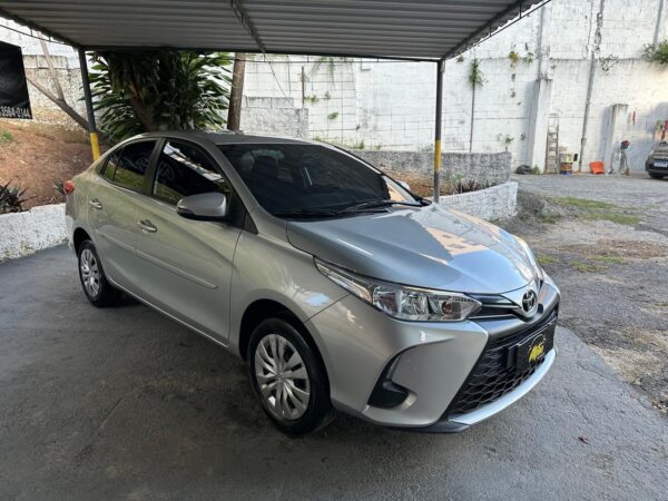 TOYOTA YARIS SEDAN XL 1.5 2023/2024 - Image 7
