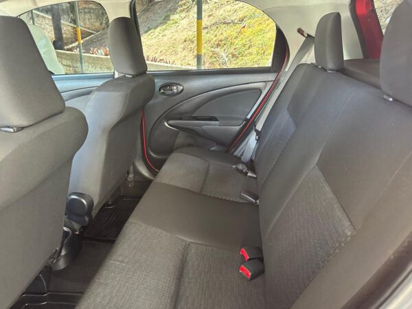 TOYOTA ETIOS HB X 1.3 2015/2015 - Imagem 12