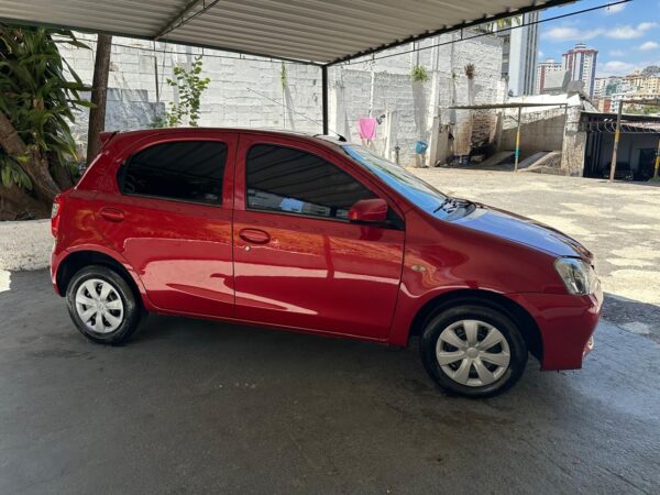 TOYOTA ETIOS HB X 1.3 2015/2015 - Imagem 6