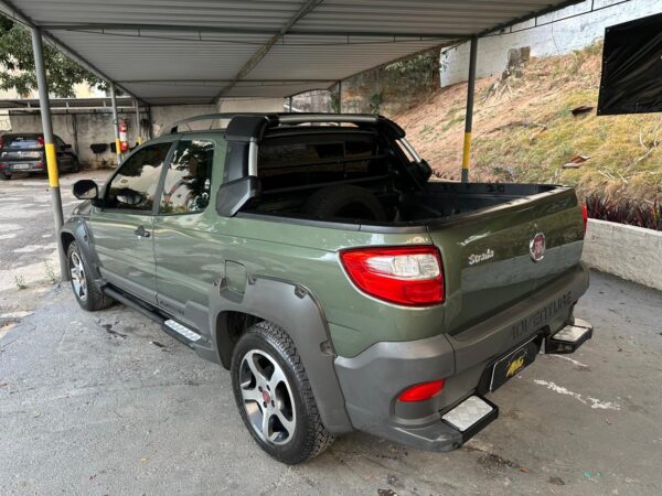 FIAT STRADA ADVENTURE CD 1.8 LOCKER 2015/2016 - Imagem 3
