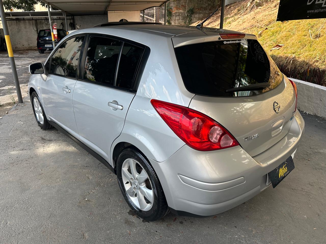 NISSAN TIIDA SL 1.8 FLEX 2010/2011 - Imagem 3
