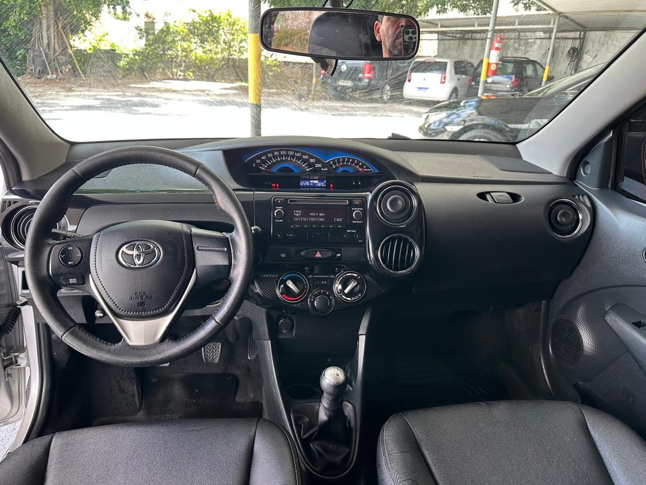 TOYOTA ETIOS SD XLS 1.5 FLEX 2014/2015 - Imagem 10