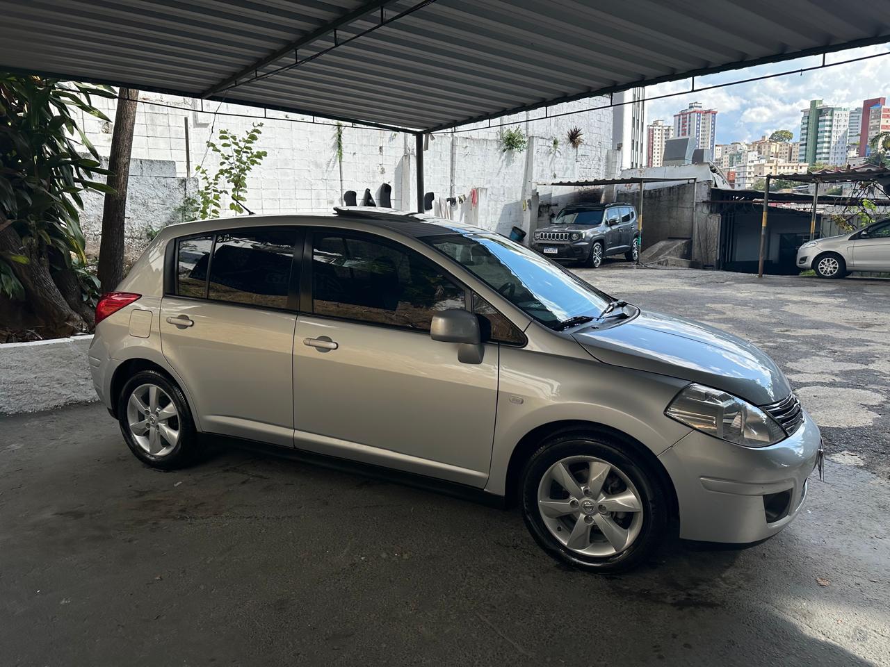 NISSAN TIIDA SL 1.8 FLEX 2010/2011 - Imagem 6