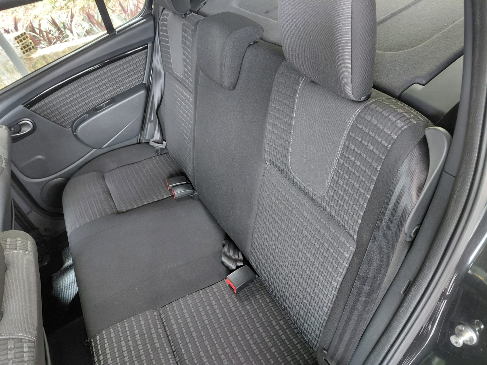 Renault SANDERO 1.6 PRIVILEGE 2012/2013 - Imagem 13