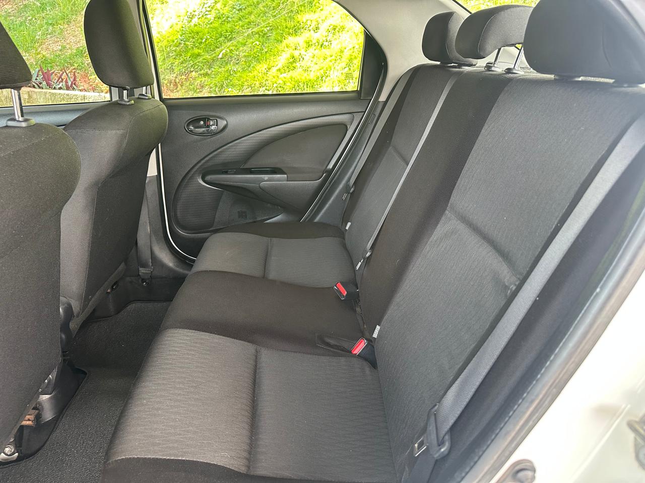 Toyota ETIOS SD X 1.5 FLEX 2017/2018 - Imagem 12