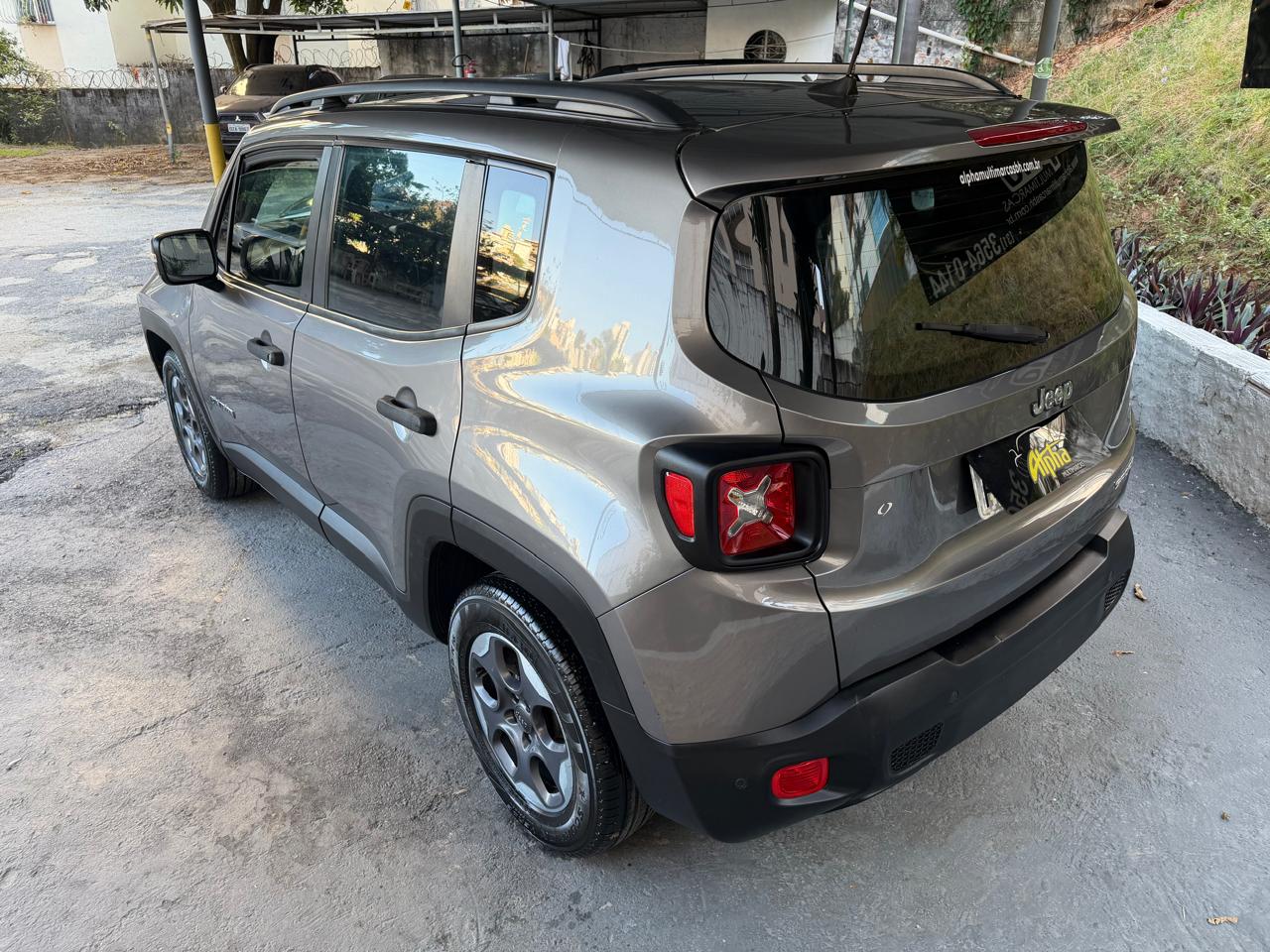 Jeep / RENEGADE SPORT 1.8 M 2017/2017 - Imagem 3