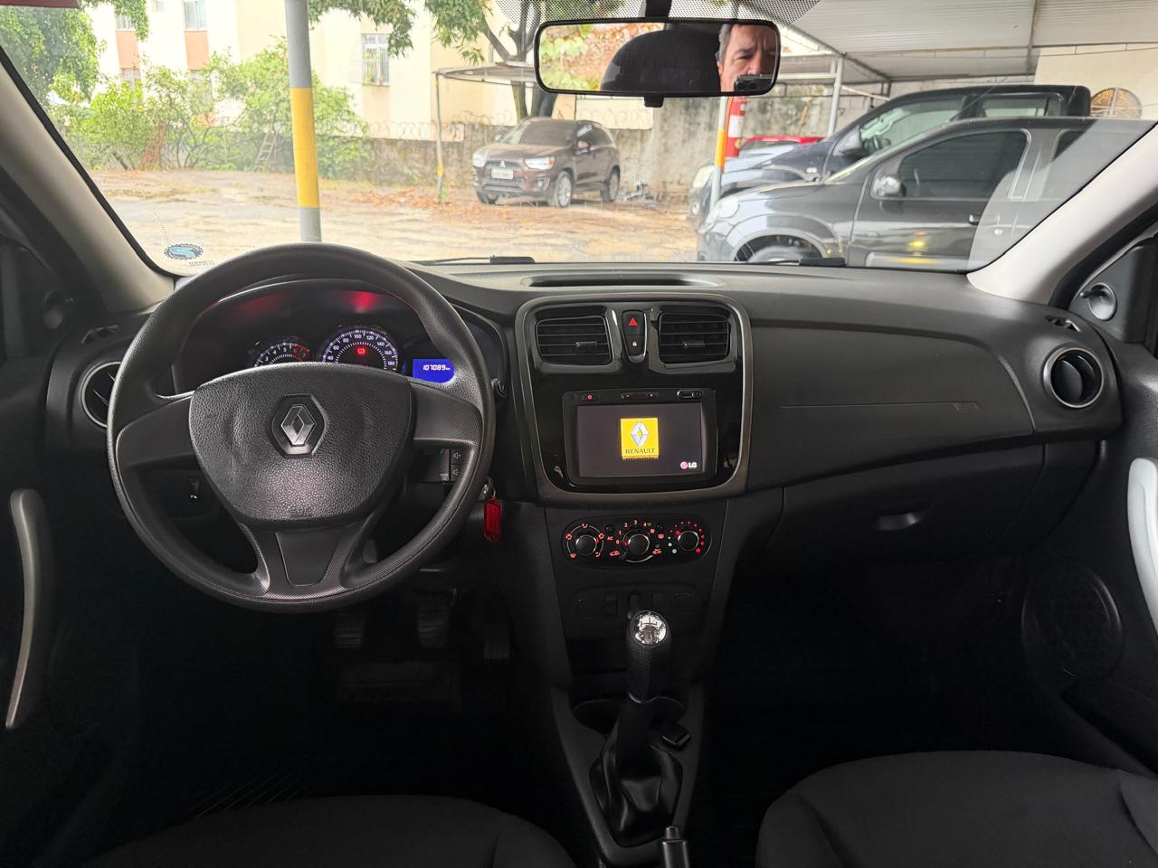 Renault / SANDERO EXPRESSION 1.6 FLEX 2015/2015 - Imagem 10