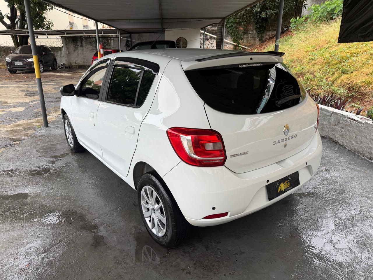 Renault / SANDERO EXPRESSION 1.6 FLEX 2015/2015 - Imagem 3
