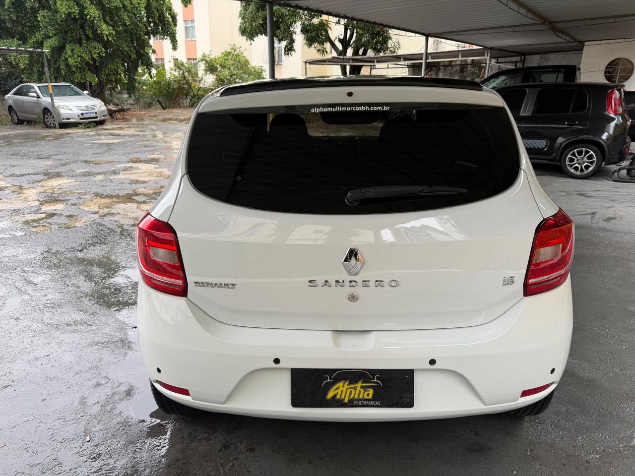 Renault / SANDERO EXPRESSION 1.6 FLEX 2015/2015 - Imagem 4